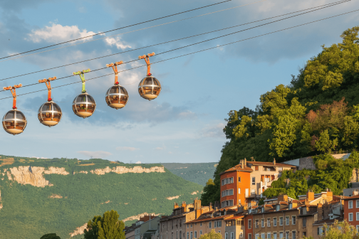 Vue sur la ville de Grenoble et les bastilles