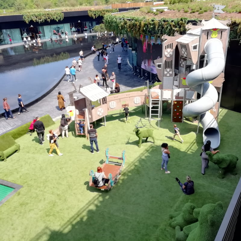 Aire de Jeux The Village