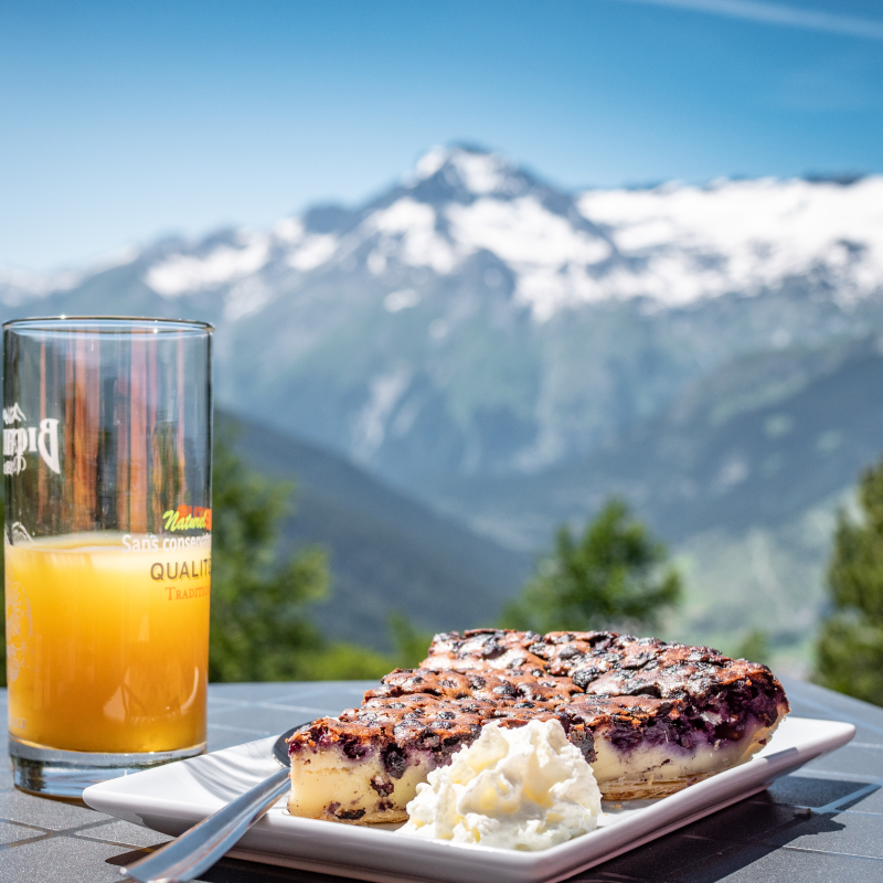 Montée gourmande en altitude au Chalet la Fema à Val Cenis-Lanslevillard
