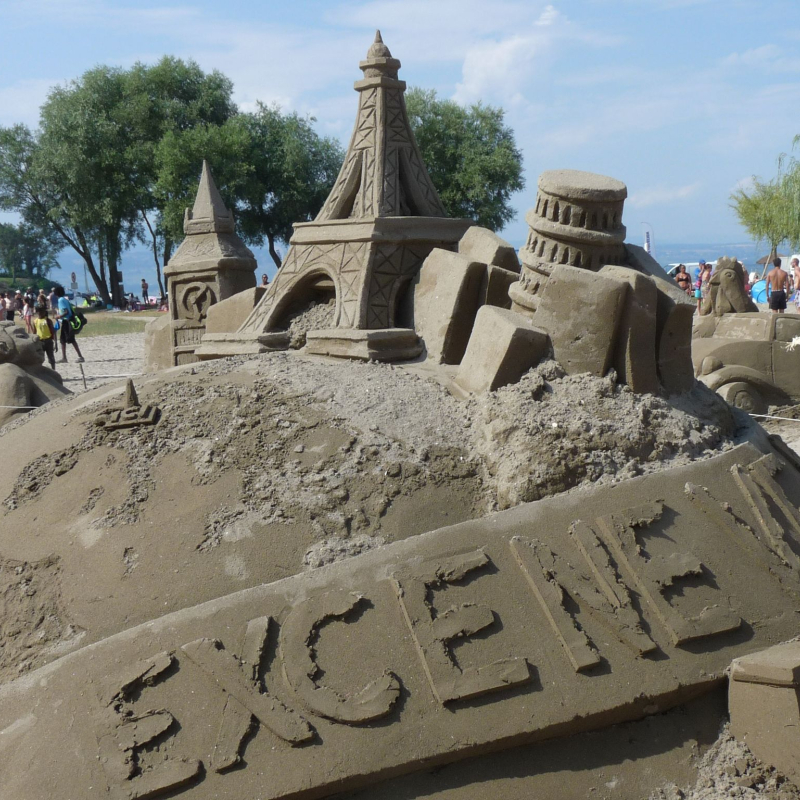 Sculpture géante de sable
