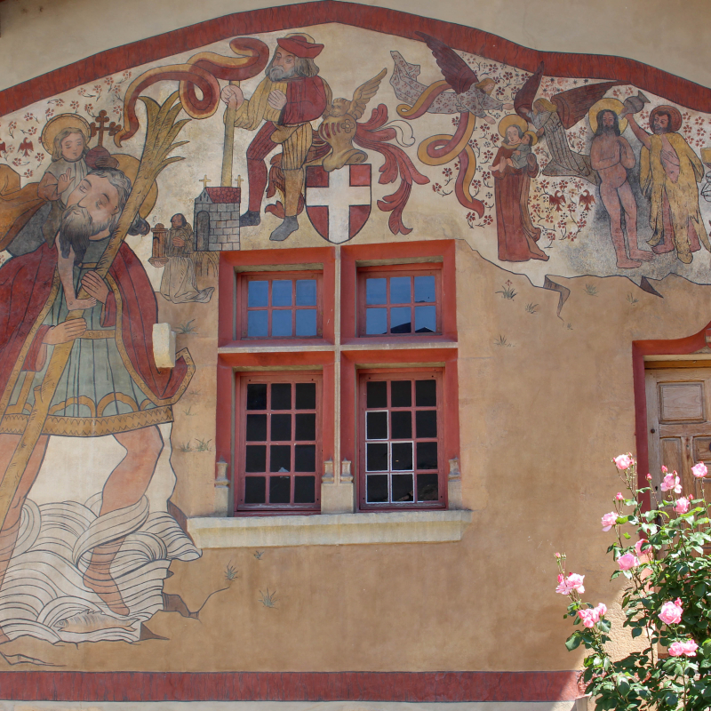 fresque sur façade à Saint Sorlin en Bugey