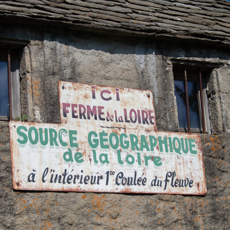 Source géographique de la Loire