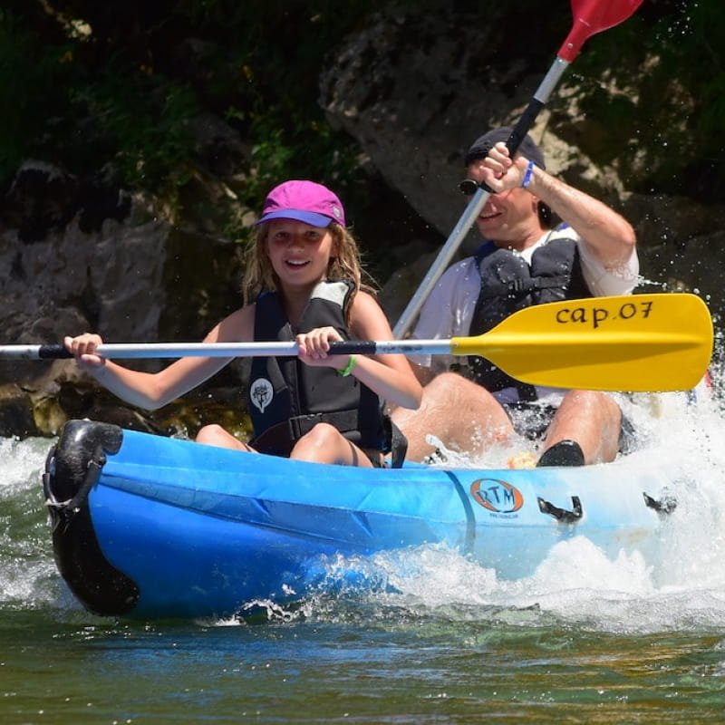 Canoë - Kayak de Pradons à Sampzon - 10 km avec Cap07 Canoë