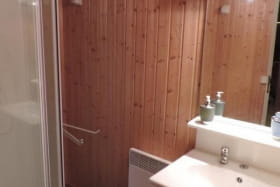 Chambre Fer à Cheval - Salle de douche- WC séparés
