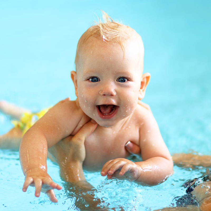 Bébé nageur piscine spa Chamrousse