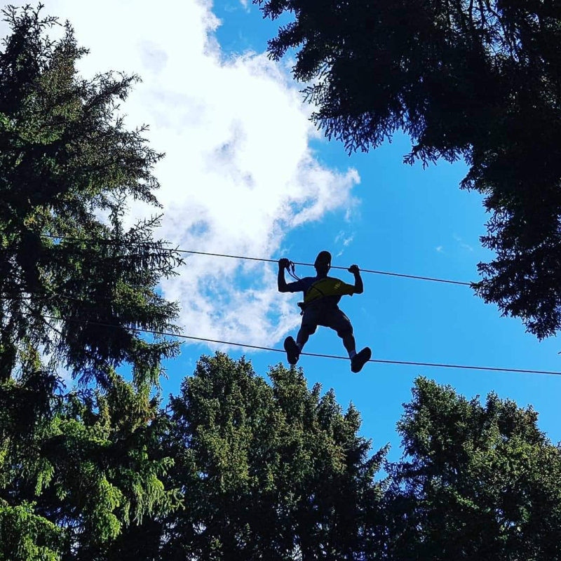 Azimuts Aventures Des Cîmes - High ropes course