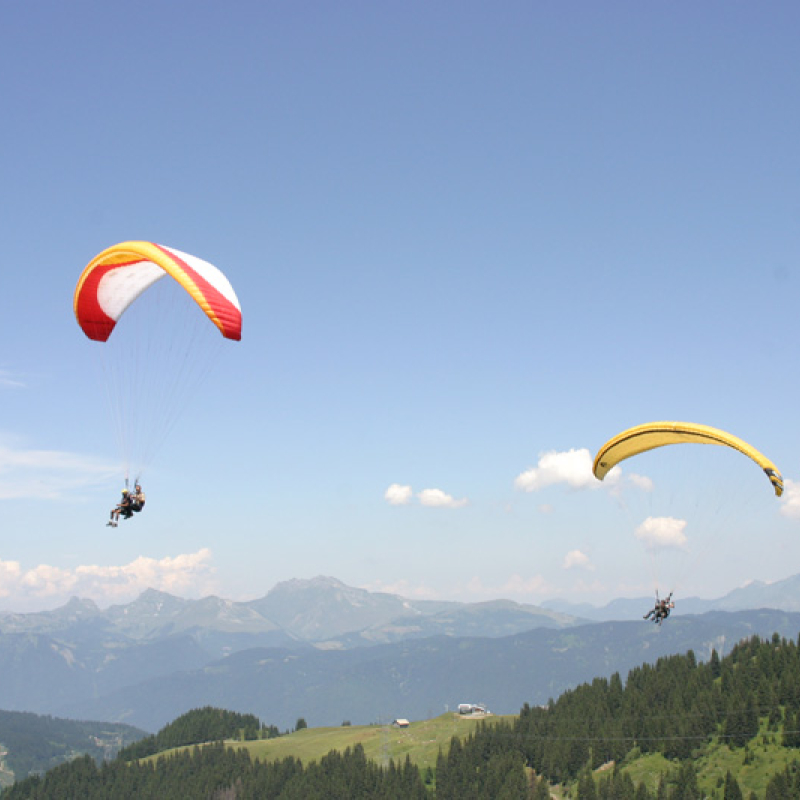 The Kédeuze paragliding take-off area