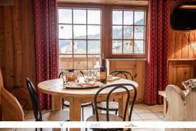 Bel appartement cosy, style montagne, situé au calme à Val Cenis Sollières.