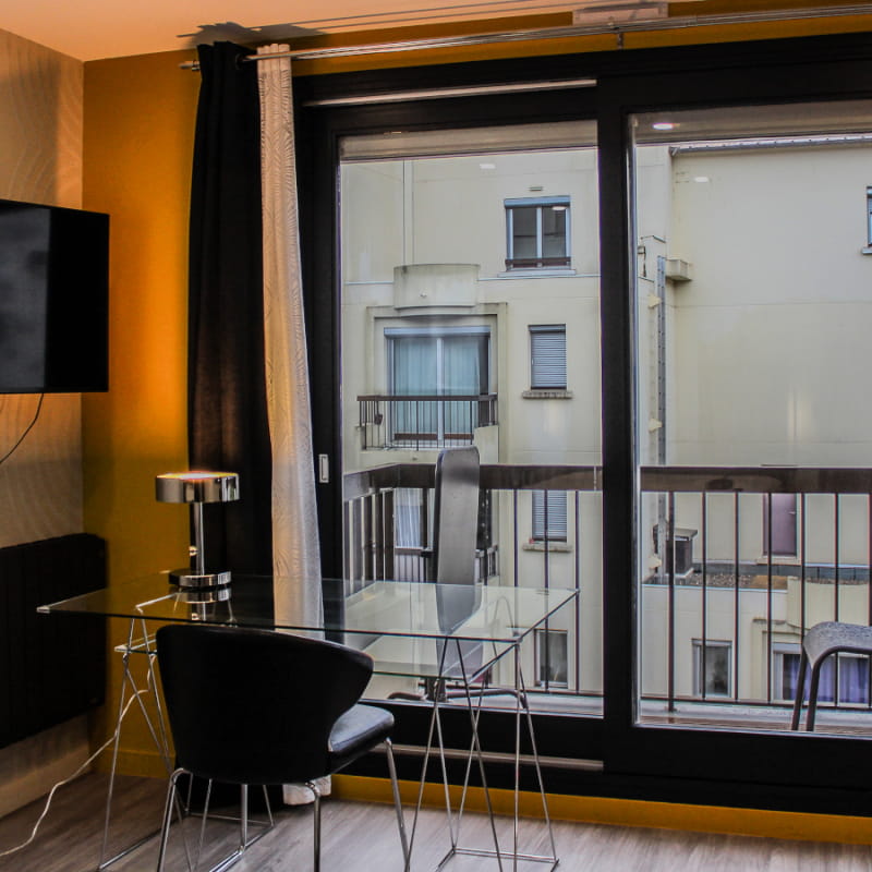 Salon - At home in Clermont