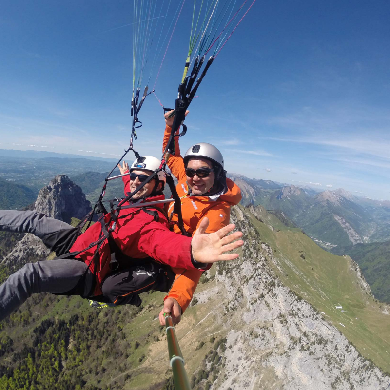 Prestige paragliding lake Annecy