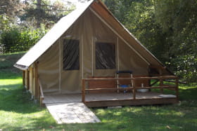 Camping le Nid du Parc Tentes Toile et Bois