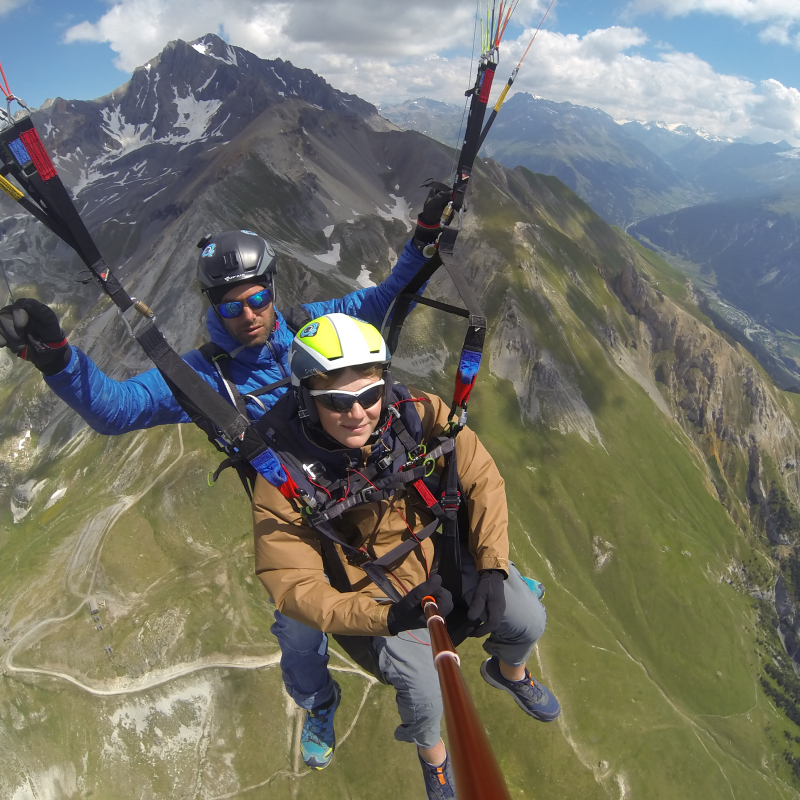 Tandem paragliding with O2 Parapente