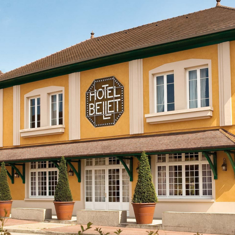 Hôtel Bellet - Restaurant Au Coq en velours-FERME pour retraite