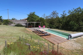 La Garenne avec piscine privative 3m x 9m, et grand jardin