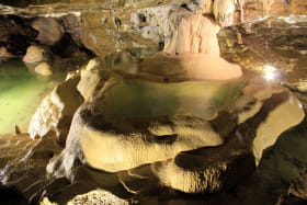 Les Grottes de La Balme - La Grande Fontaine