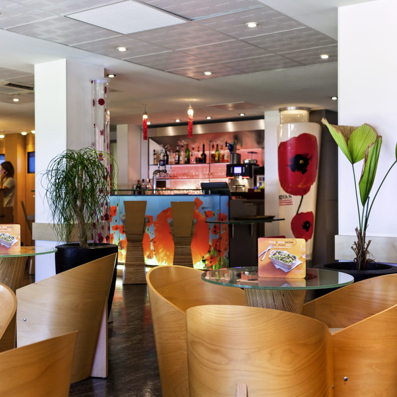 Ibis Lyon Est Bron - Bar réception