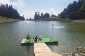 Photo de l'activité Wakeboard sur le Lac de la Grenouillère