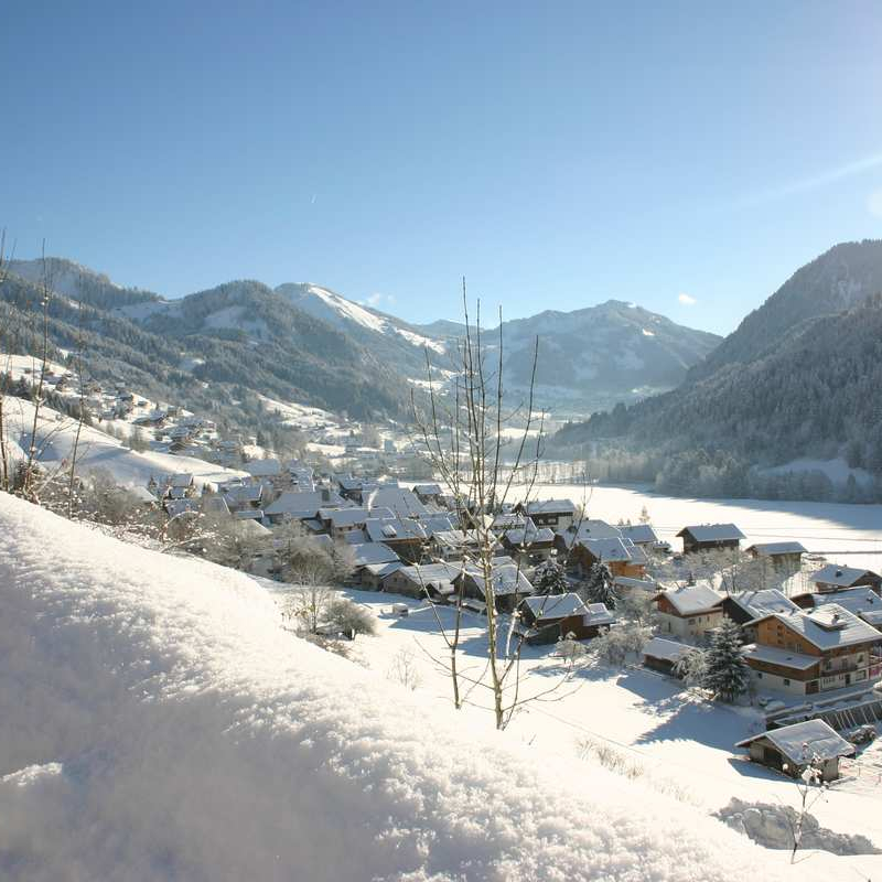 village de La Chapelle d'Abondance hiver