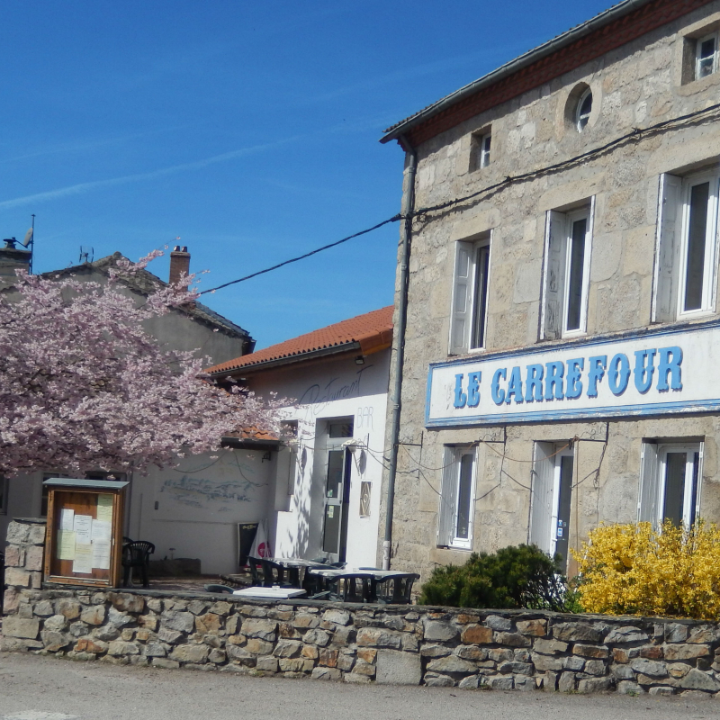 Le Carrefour