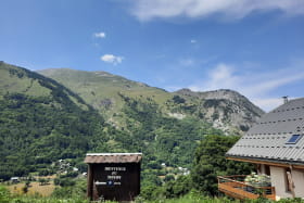 Hôtel Le Tatami à Valloire - vue sur les montagnes en été