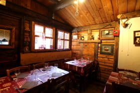 Intérieur restaurant l'Alpage