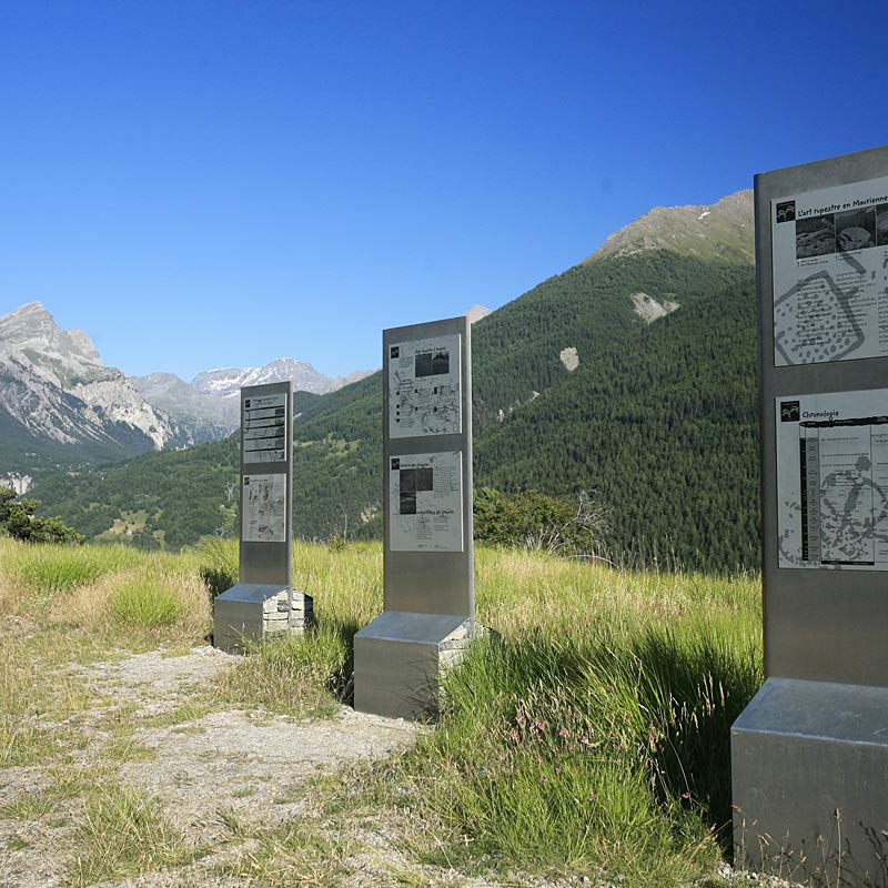 Lozes archaeological park and its rock engravings in Aussois
