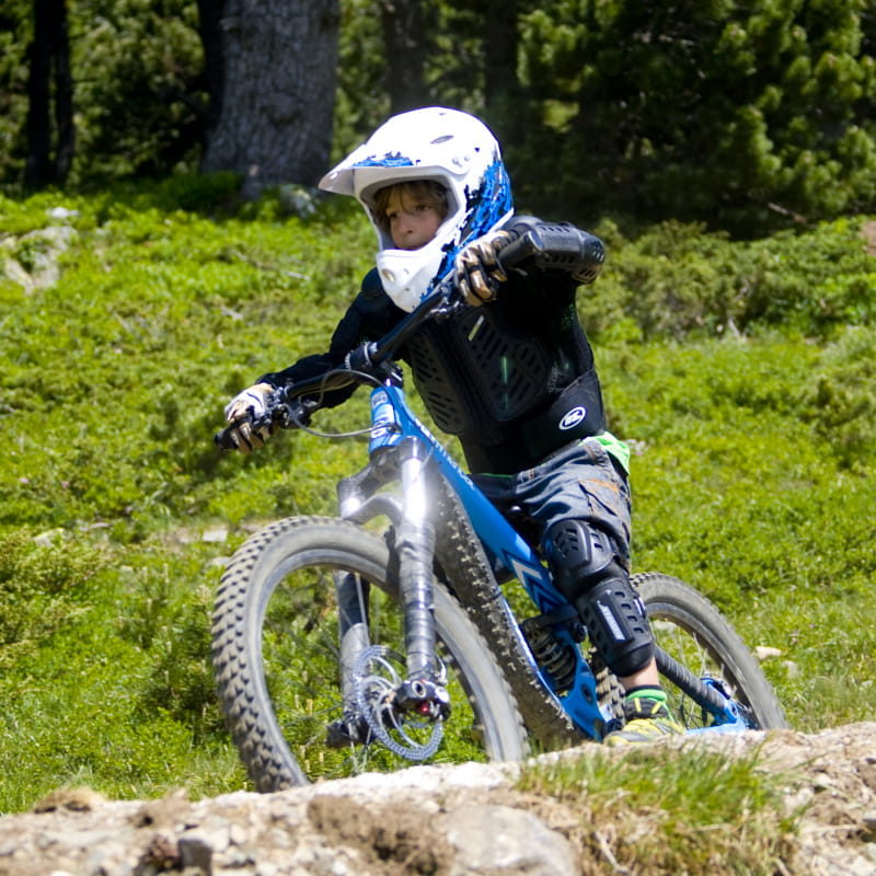 Encadrement VTT, engins de descente et VAE