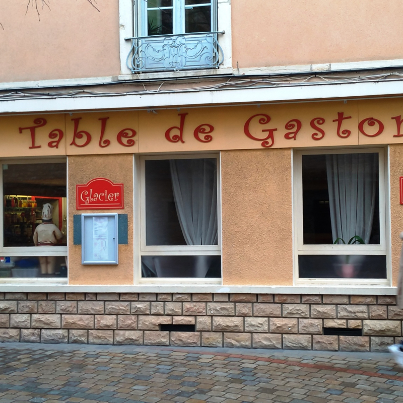 La table de Gaston