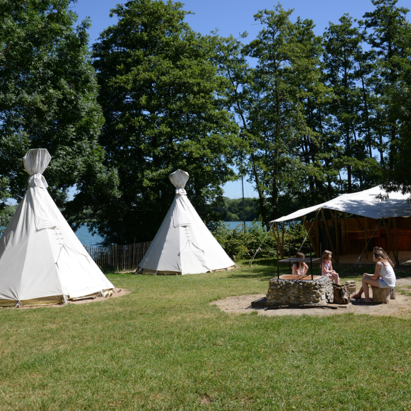 Camp indien à La Plaine Tonique