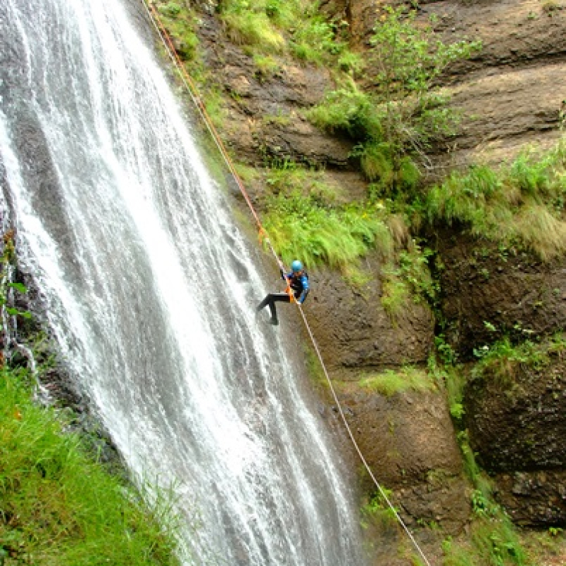 High mountain guide - Terre du Cantal - Canyoning
