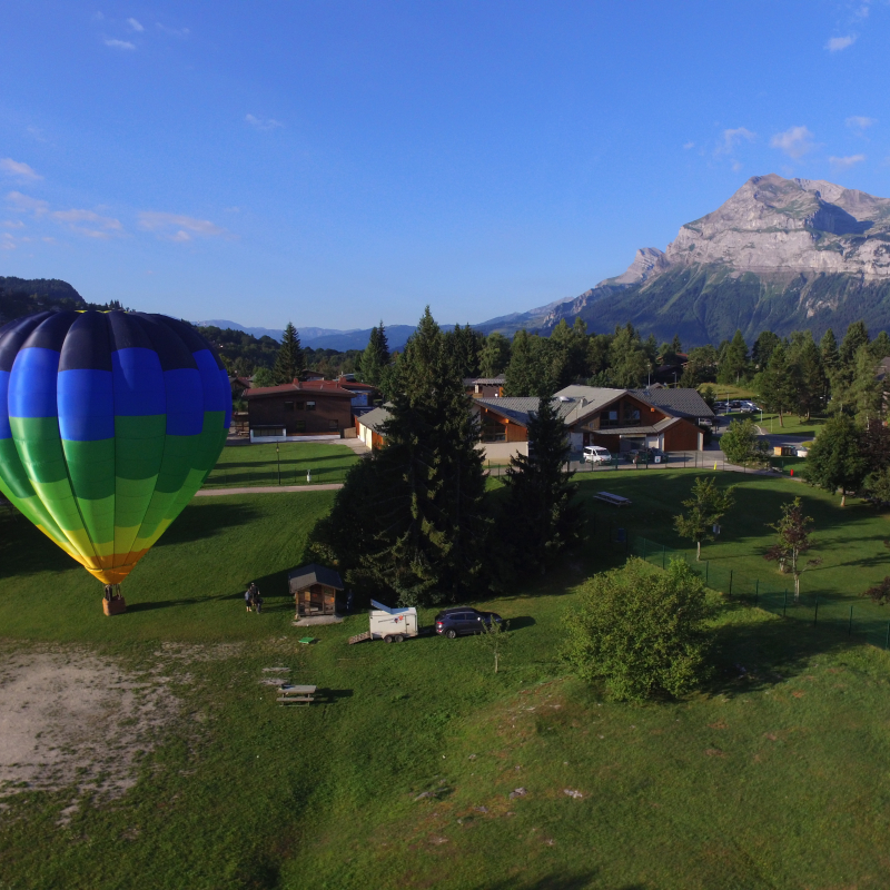 Hot air balloon flights with Compagnie des Ballons / Heaven is Yours
