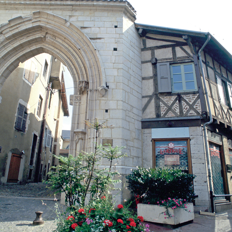 Porte des Jacobins à Bourg en Bresse
