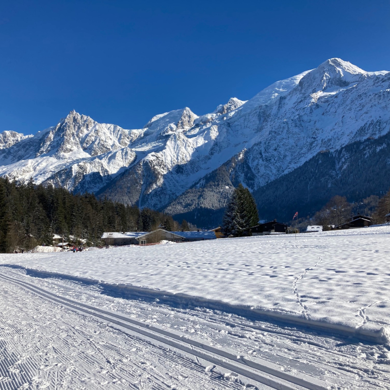 piste de ski de fond vue massif Mont Blanc