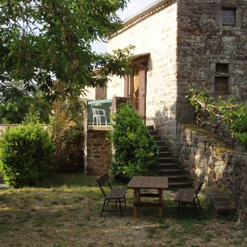 Les Châtaigniers - dans un hameau typique du sud Ardèche à proximité des Vans