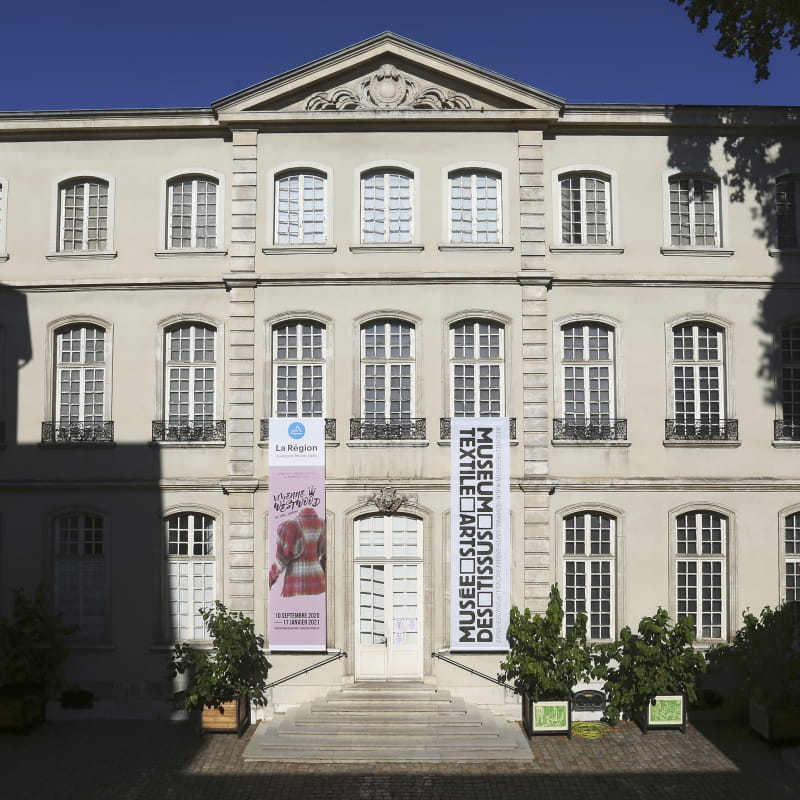 Façade Musée des Tissus