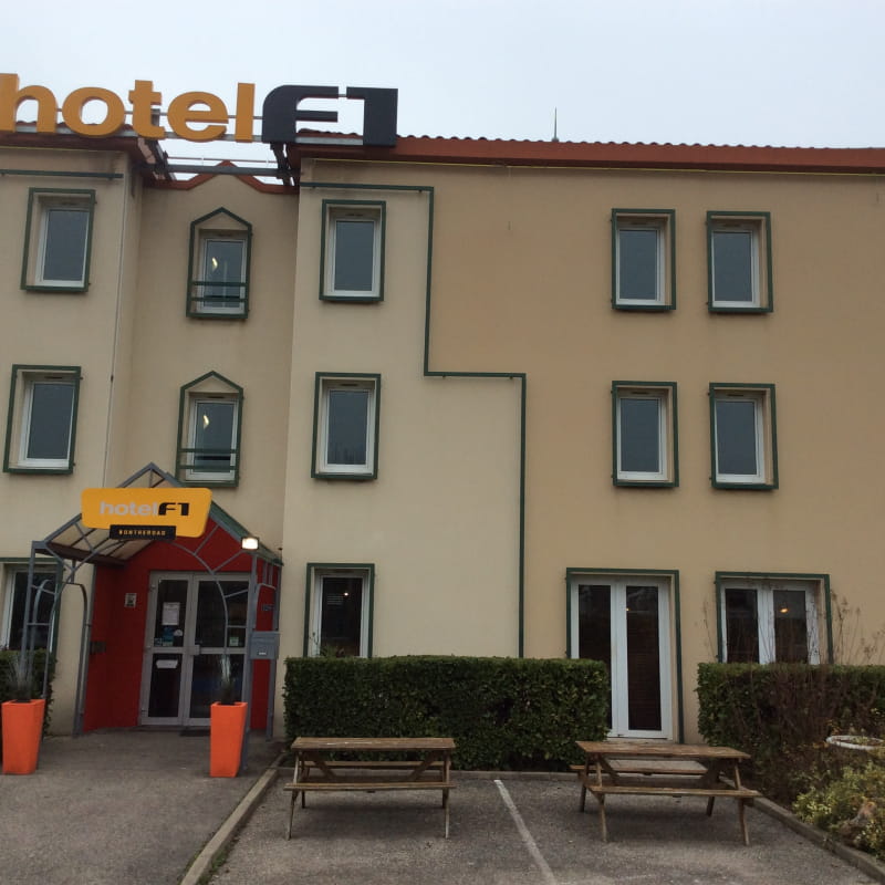 Hôtel F1