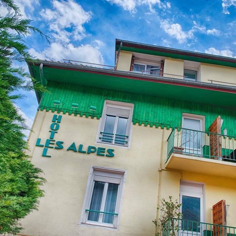 Hôtel Restaurant Les Alpes