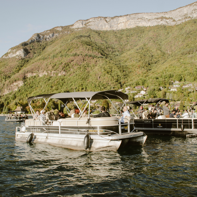 Annecy Lounge Boat