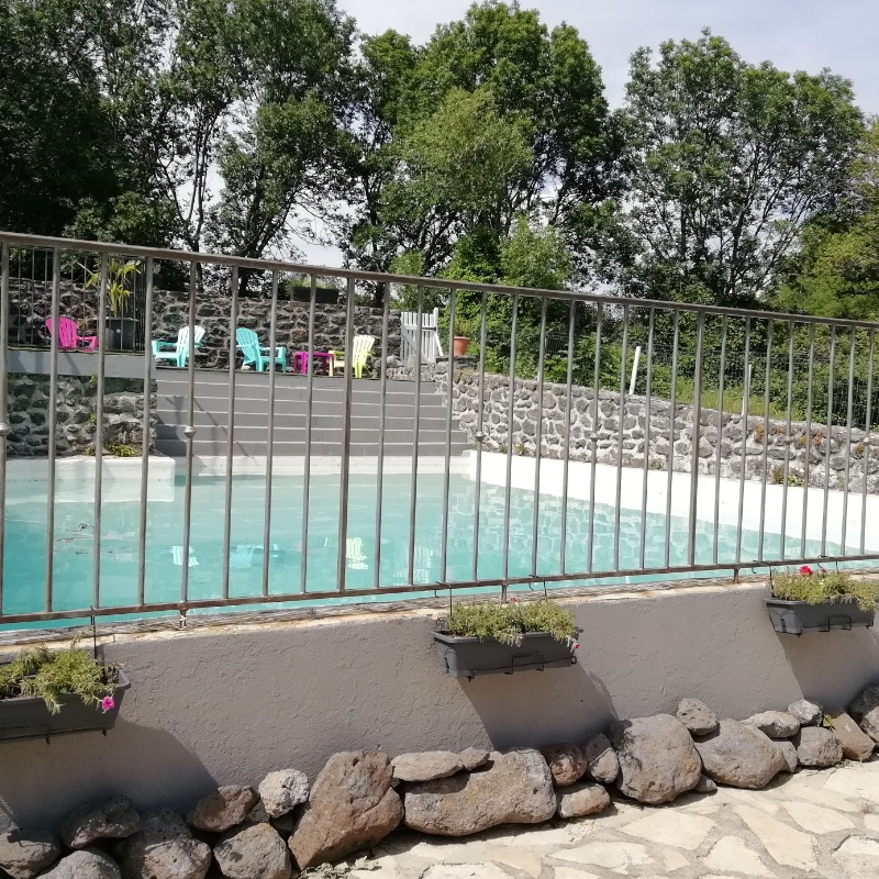 Grande piscine commune 
