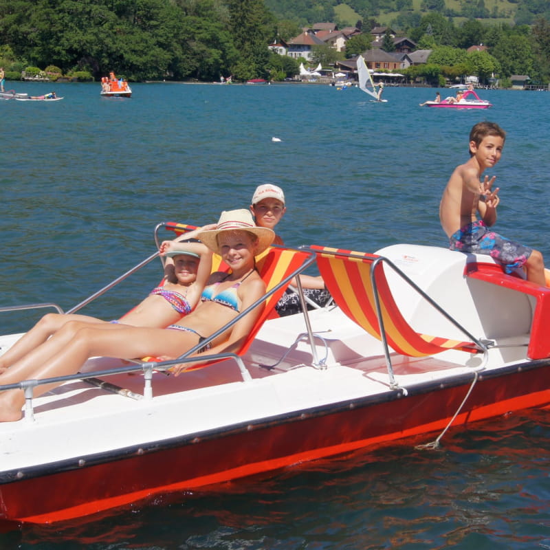 pedalo lac d'Annecy