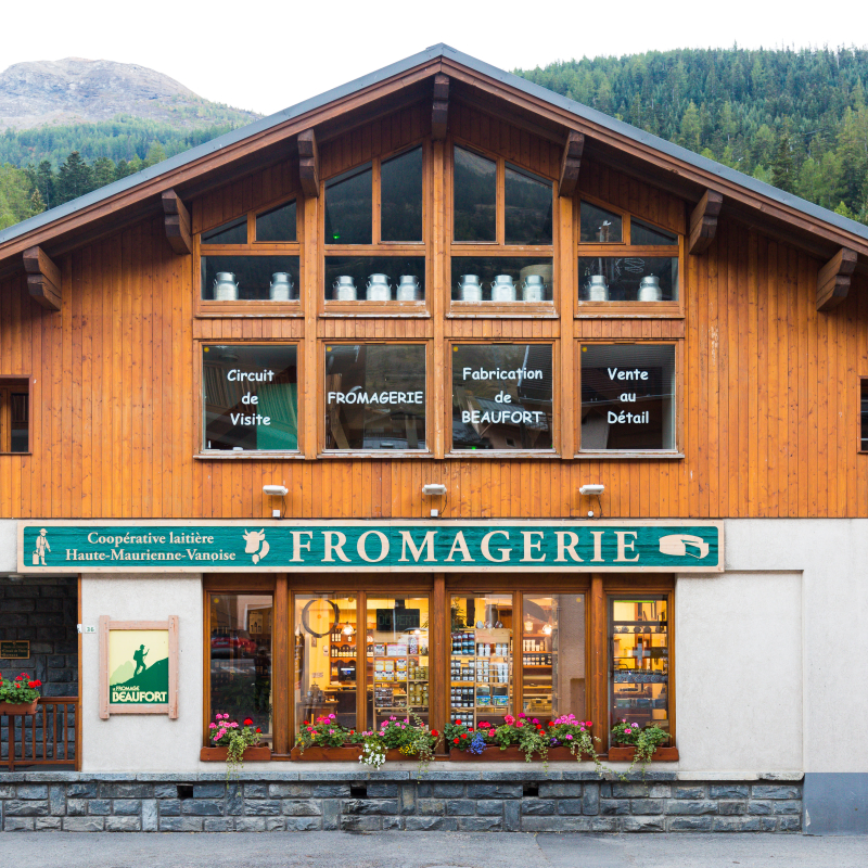 à Val Cenis-Lanslebourg, magasin de la Coopérative Laitière de Haute Maurienne Vanoise